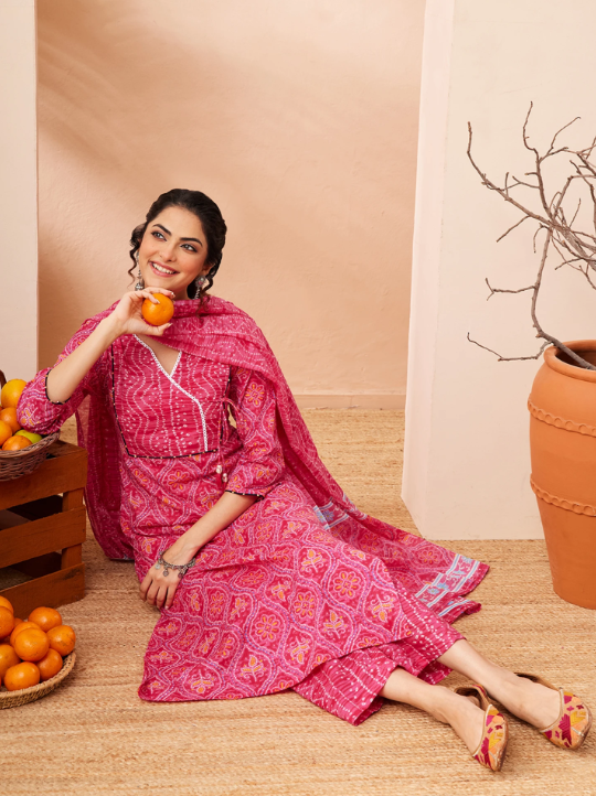 Women’s Pink Pure Cotton Bandhani Printed Kurta Set with Pants