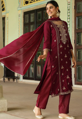 Classic Festive Style: Maroon Straight Kurta Set in Silk Blend
