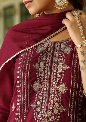 Classic Festive Style: Maroon Straight Kurta Set in Silk Blend