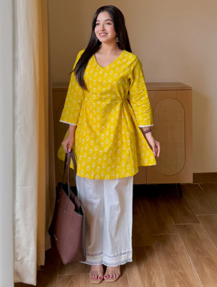 Women's Yellow Ethnic Motifs Printed Pure Cotton A-Line Tunic