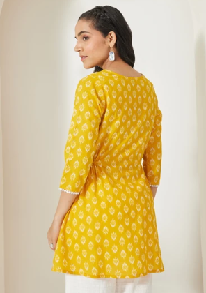 Women's Yellow Ethnic Motifs Printed Pure Cotton A-Line Tunic