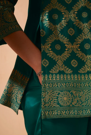 Women’s Green Jacquard Vichitra Silk Ethnic Co-Ord Outfit